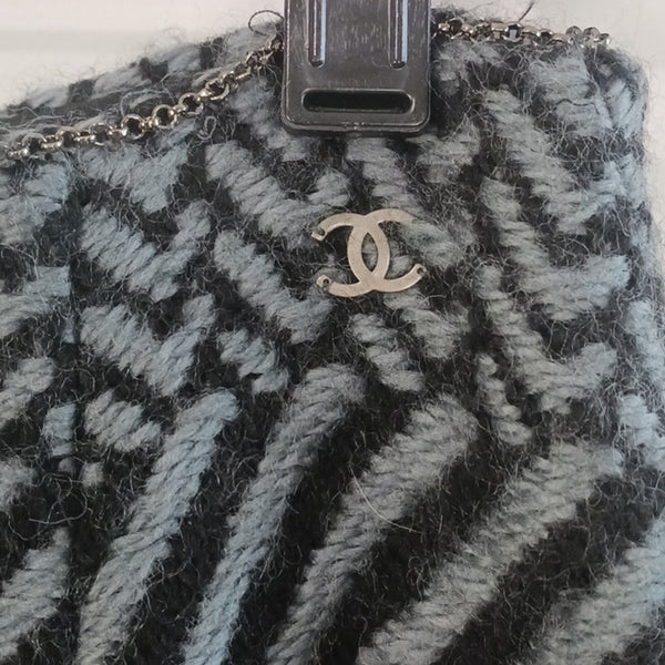 CHANEL  Gray Wool Print W Beads Jkt/ Skt/ Scarf.
