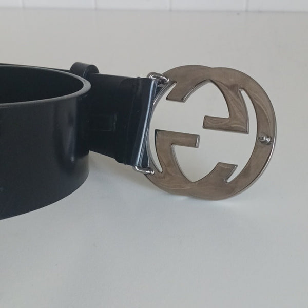Gucci Black Interlocking Leather Belt with Silver GG Buckle.