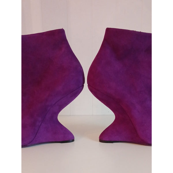 SALVATORE FERRAGAMO BOLGHERI VIOLET SUEDE CUT OUT RETRO 4" BOOTS
