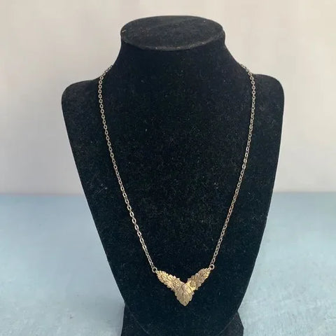VTG Sterling grape motif necklace